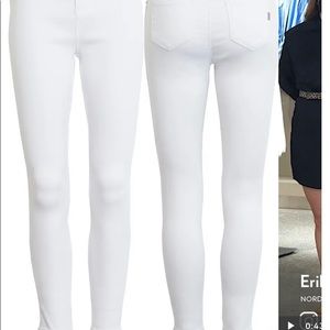 Lot of 2: 1822 butter denim size 25 NWT one white one blue